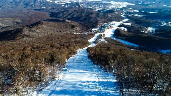 專業服務破解雪具攜帶難題,德邦快遞助力雪友暢滑冬奧訓練場 專業服務破解雪具攜帶難題,德邦快遞助力雪友暢滑冬奧訓練場
